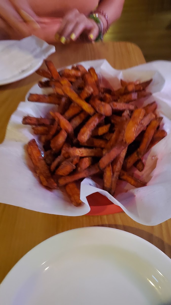 Porky's Cafe - Photo 3