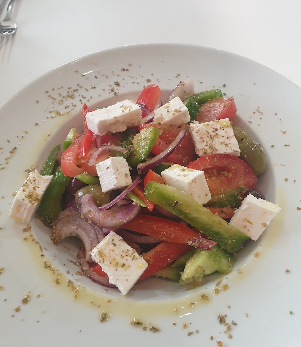 Meze Greek Restaurant - Photo 1