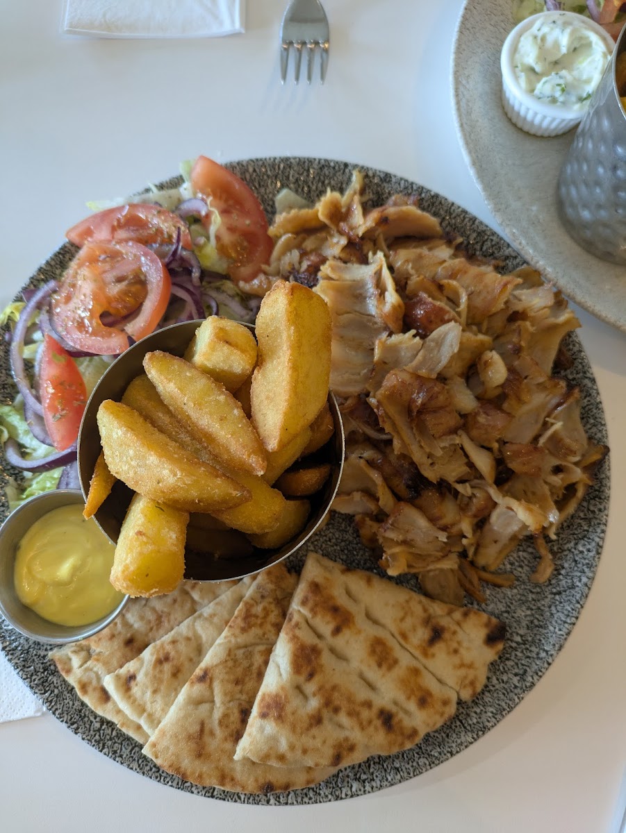 Meze Greek Restaurant - Photo 2