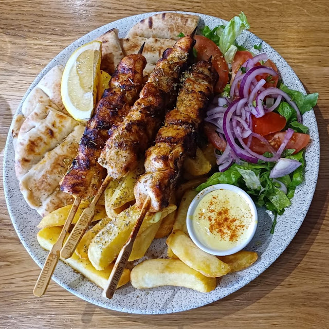 Mixed Gyros Portion