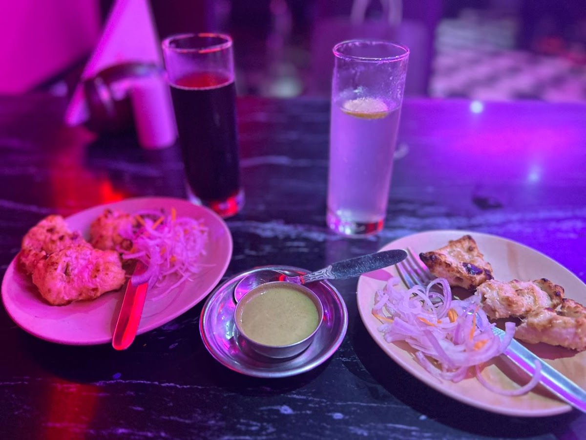 Ashoka Bar & Restaurant - Photo 4