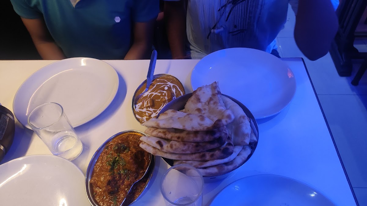 Ashoka Bar & Restaurant - Photo 6