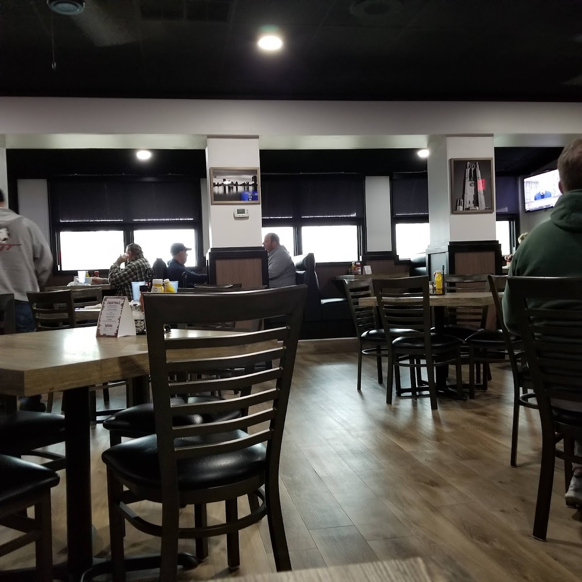 Brickhouse Restaurant & Bar