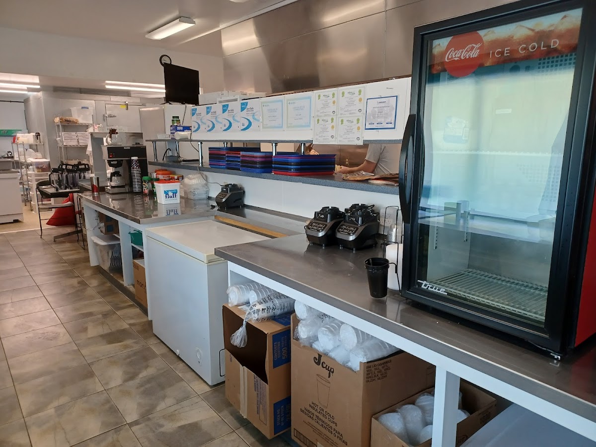 Pedrin's Dairy Bar - Photo 7