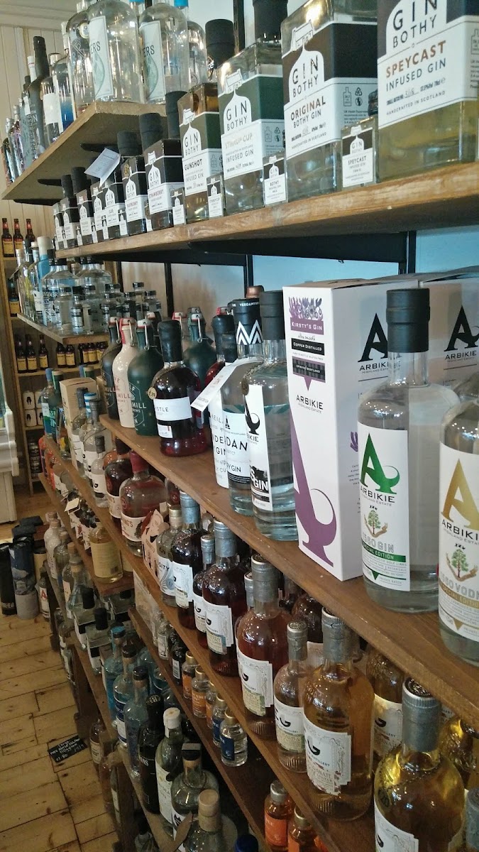 Gather Kitchen Deli - Photo 4