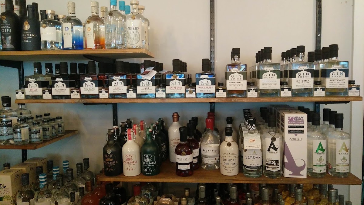 Gather Kitchen Deli - Photo 6