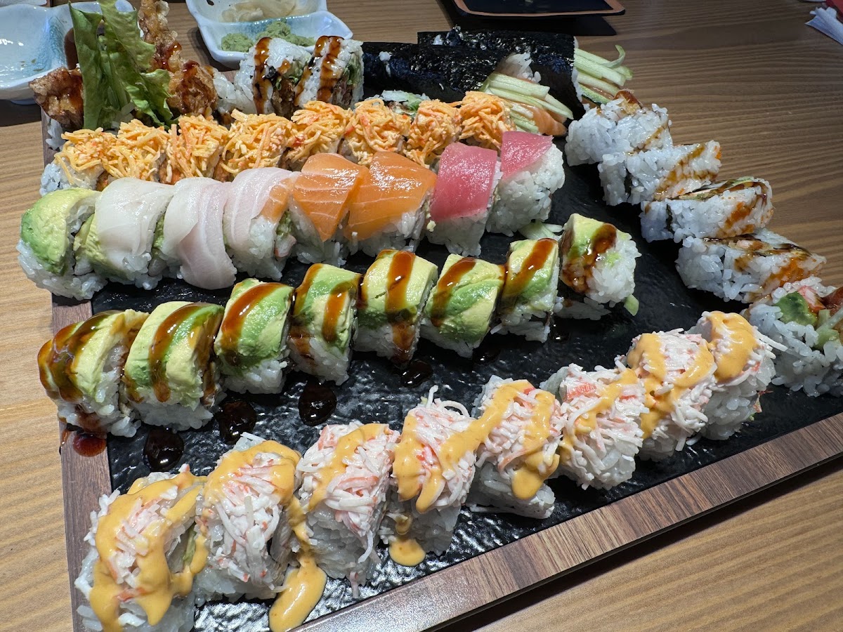 Tsukiji Japanese Cuisine - Photo 1