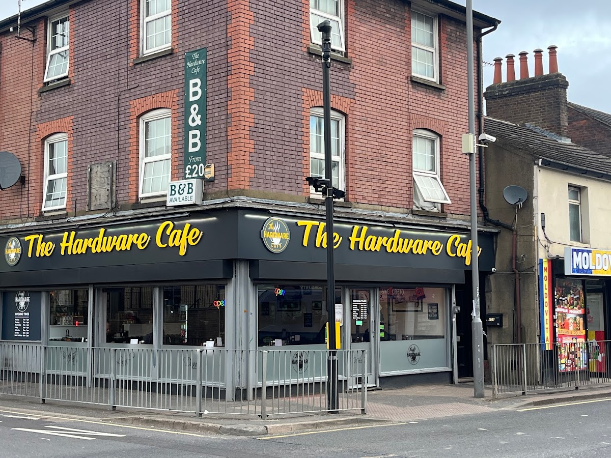 The Hardware Cafe - Photo 8