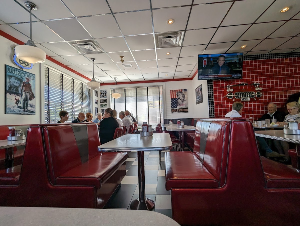 Michigan Diner Lauzon