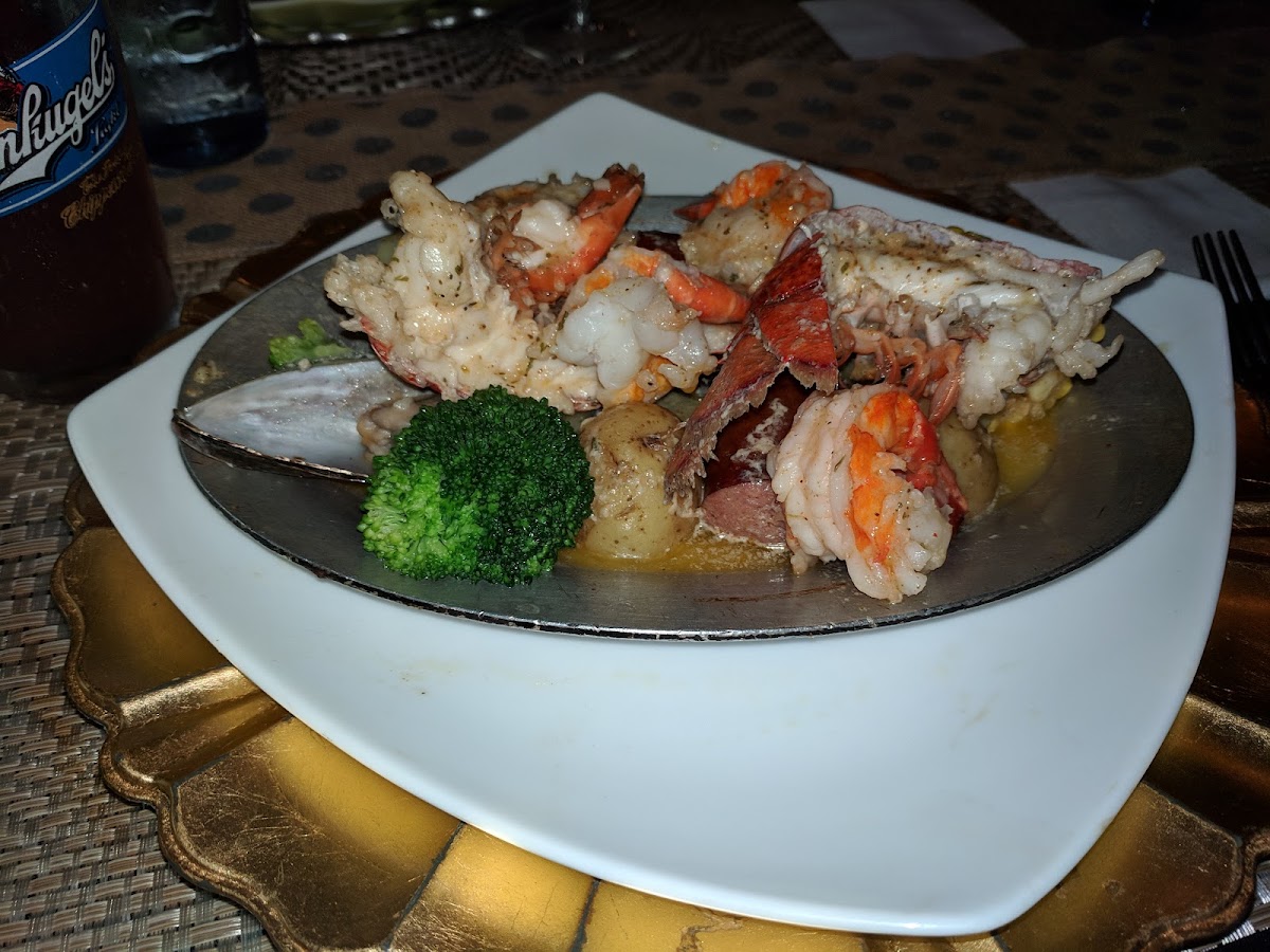 Tangled Up In Blue Restaurant - Photo 2