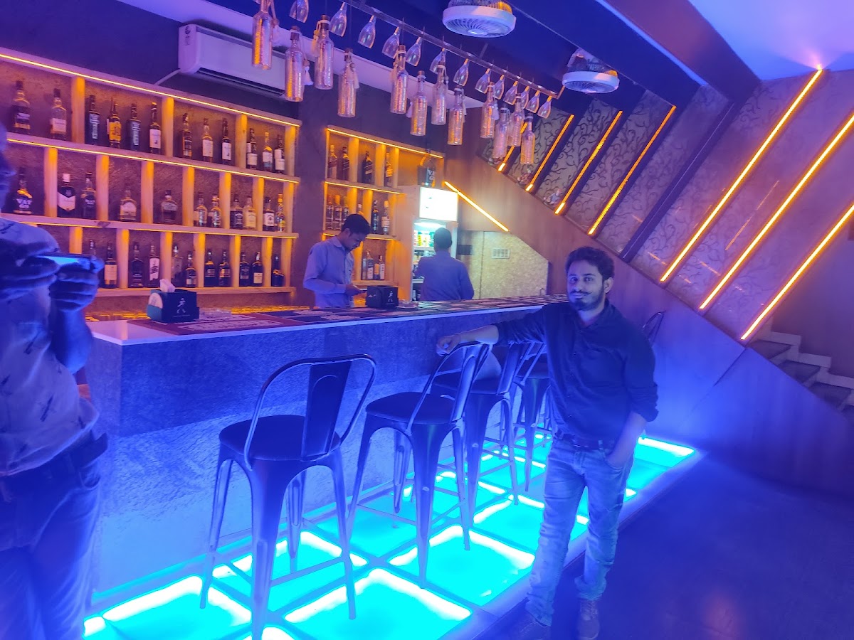 Rk Restaurant & bar - Photo 2