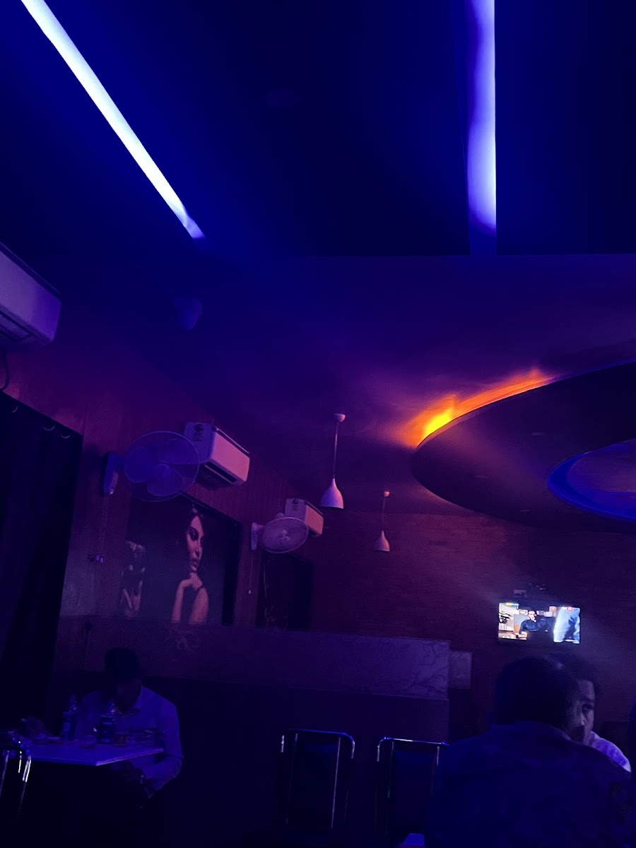Rk Restaurant & bar - Photo 8