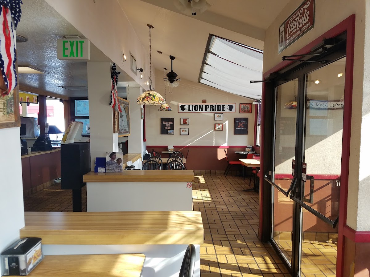 Kennewick Burger Ranch - Photo 2
