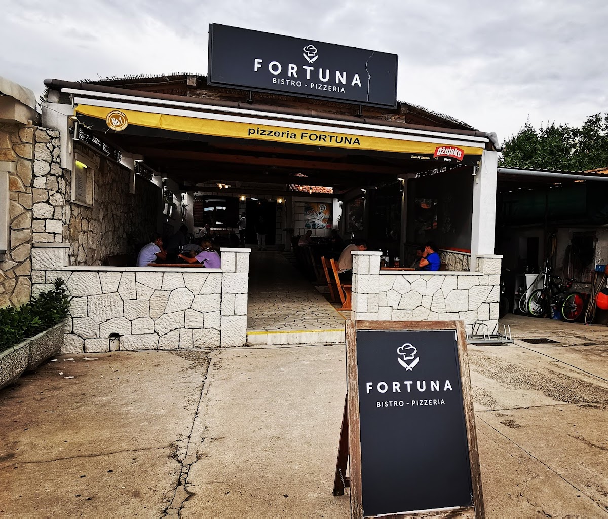 Pizzeria Fortuna - Photo 6