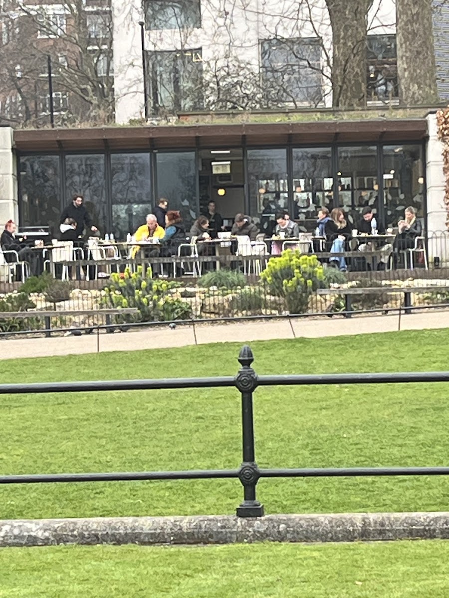 The Italian Gardens Cafe - Photo 1
