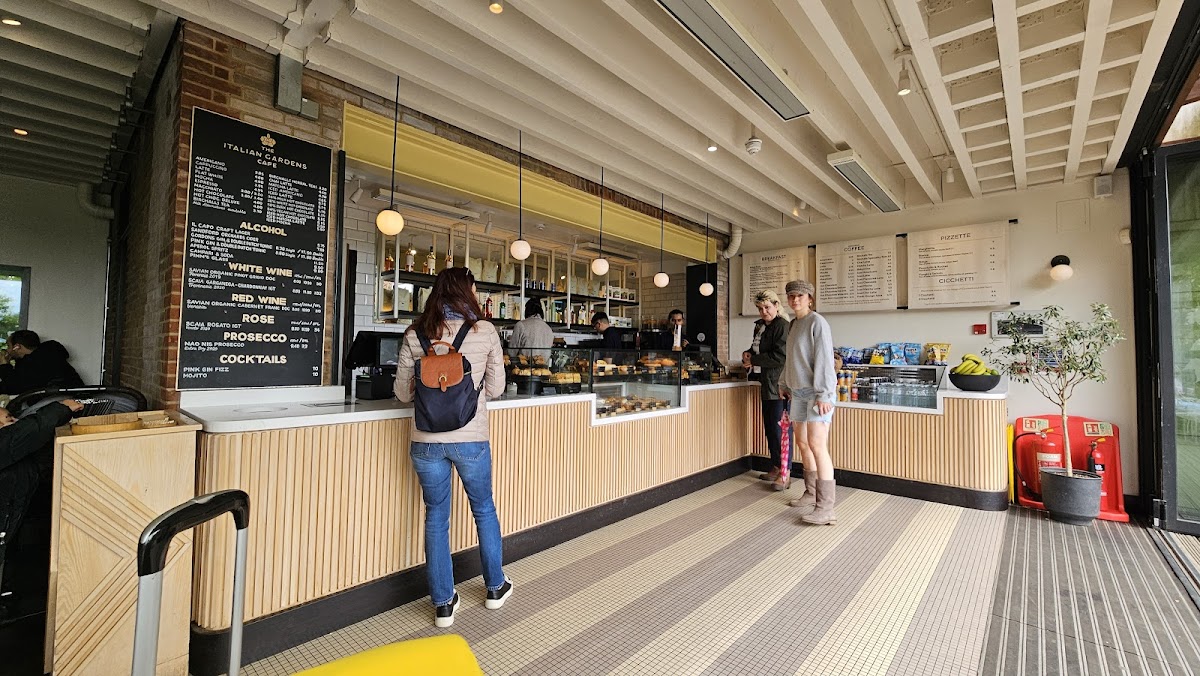 The Italian Gardens Cafe - Photo 2