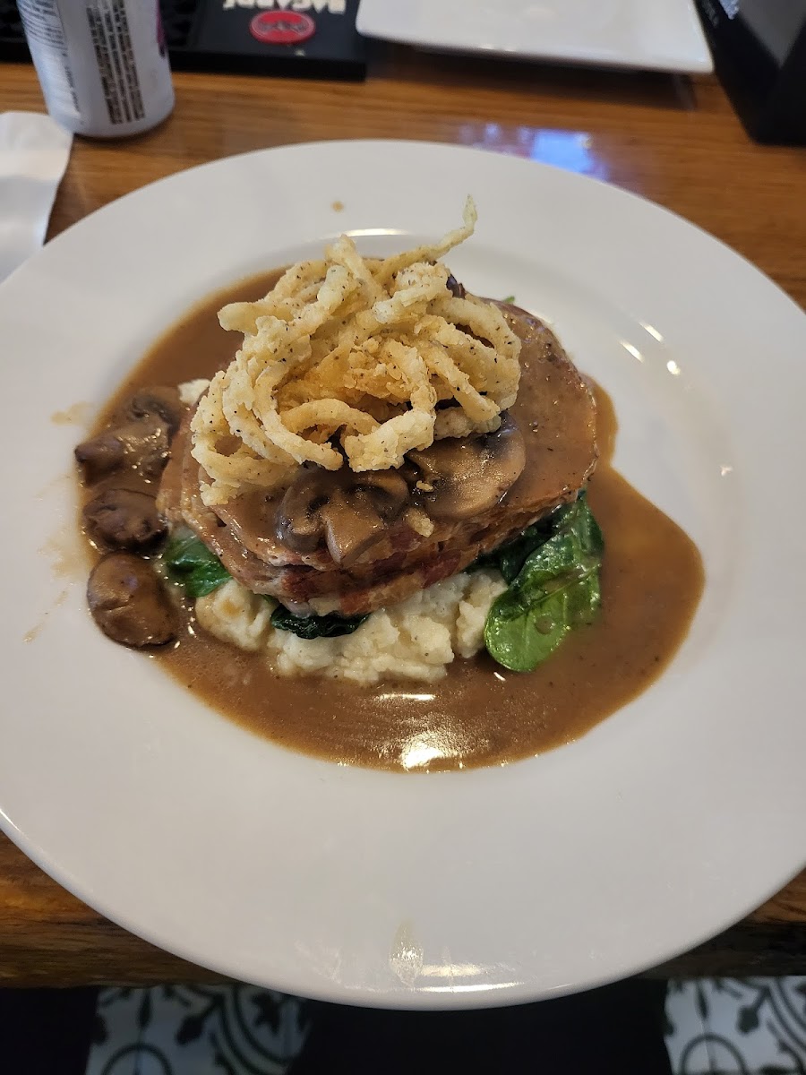 Oak Beach Bar Grill - Photo 3