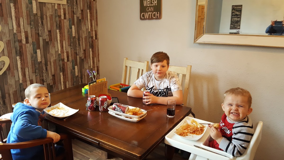 The Cwtch Coffee shop/gift shop