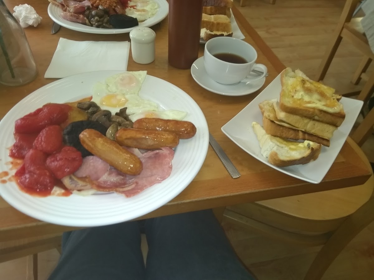 The Cwtch Coffee shop/gift shop - Photo 3
