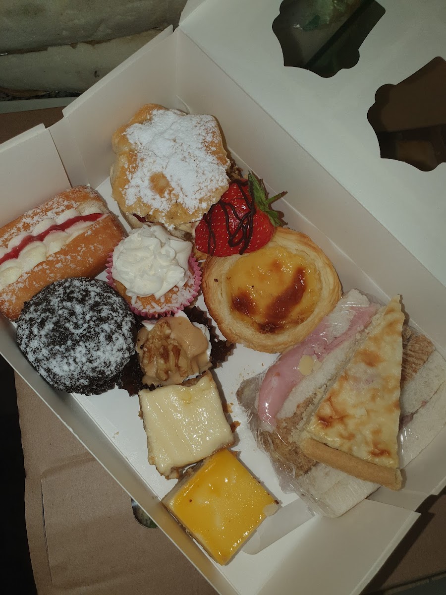 The Cwtch Coffee shop/gift shop - Photo 4