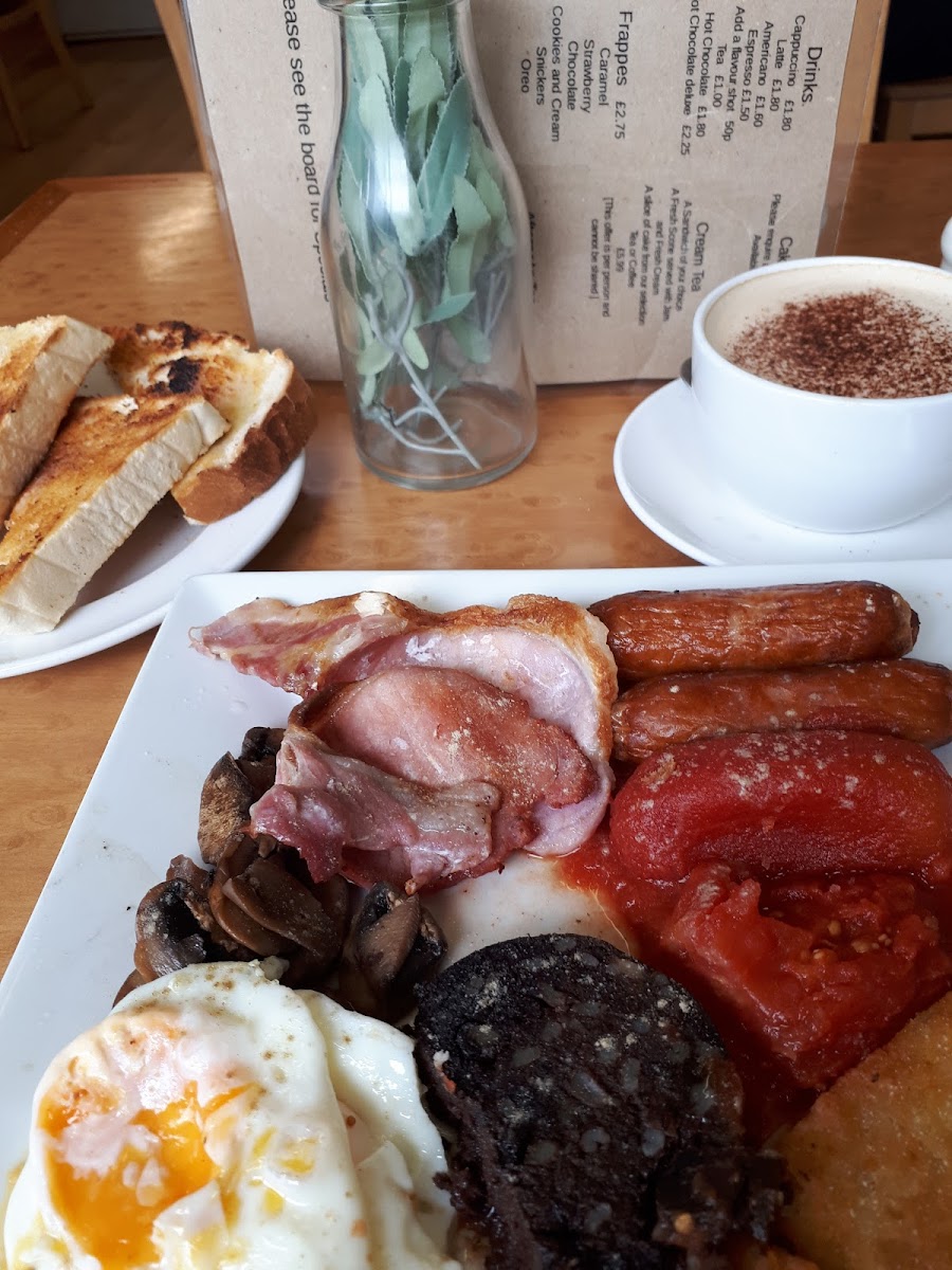 The Cwtch Coffee shop/gift shop - Photo 5