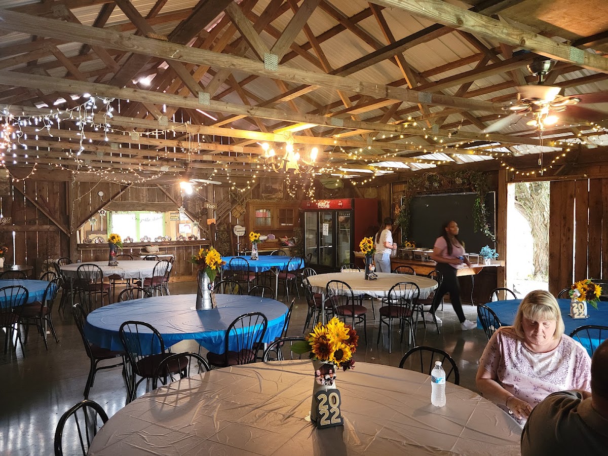 Rosemary's Country Kitchen - Photo 6