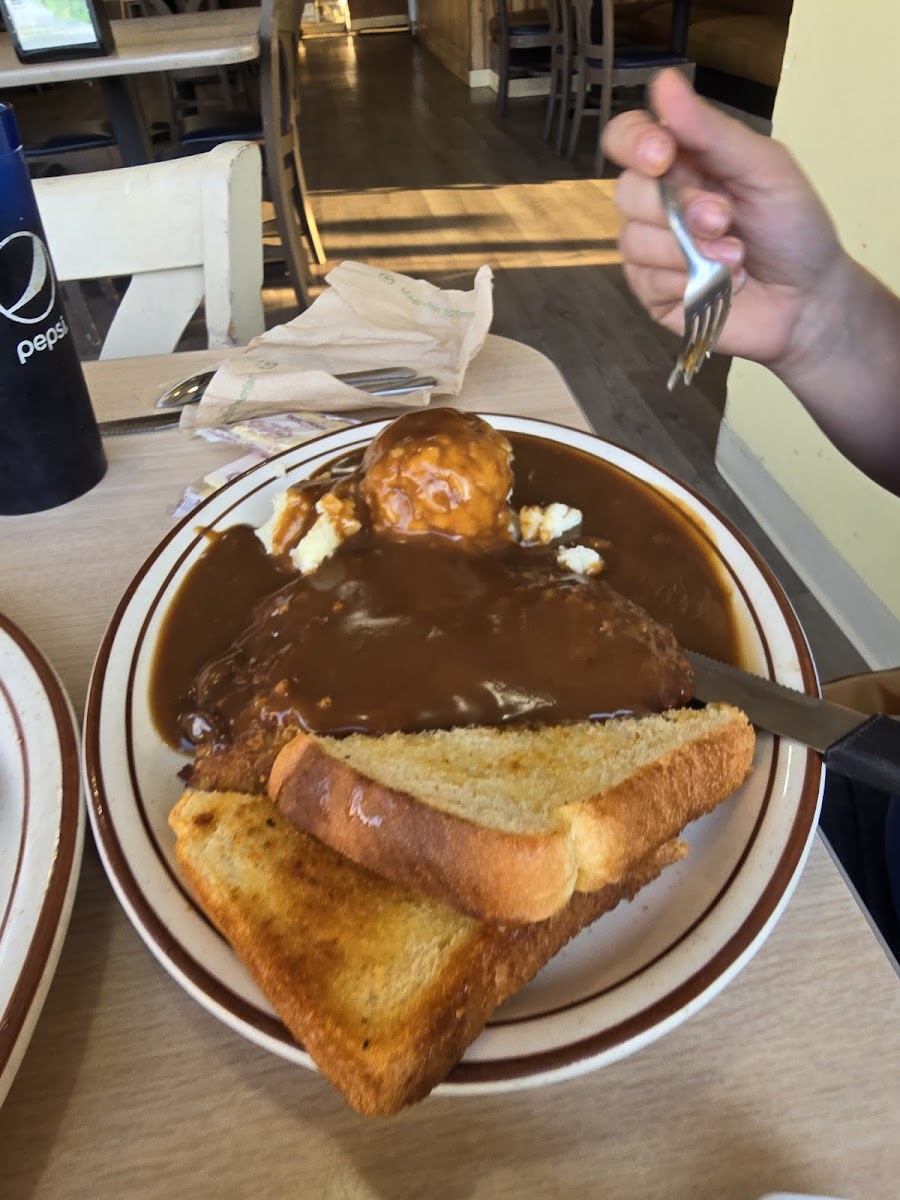 Ranch House Cafe - Photo 8