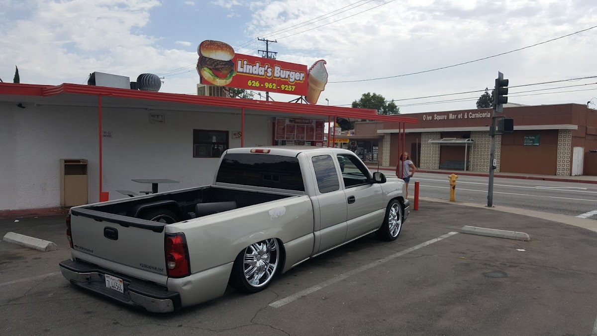 Linda's Burger - Photo 5