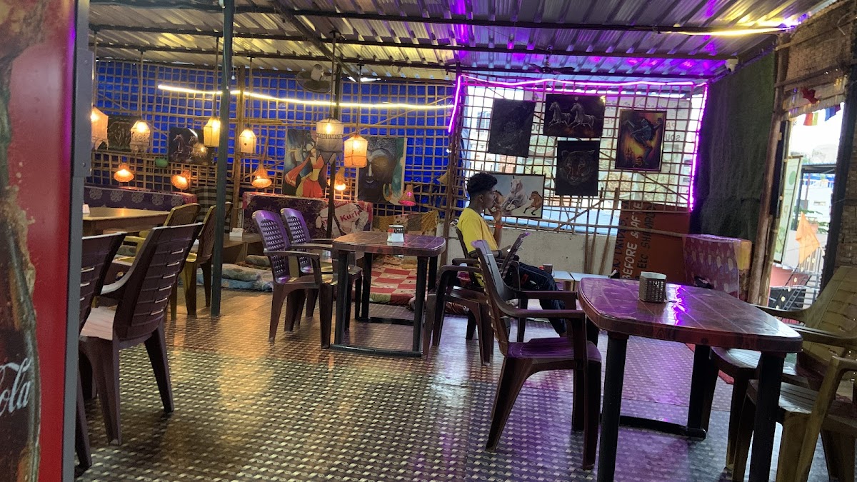 Panchamukhi Restaurant Hampi