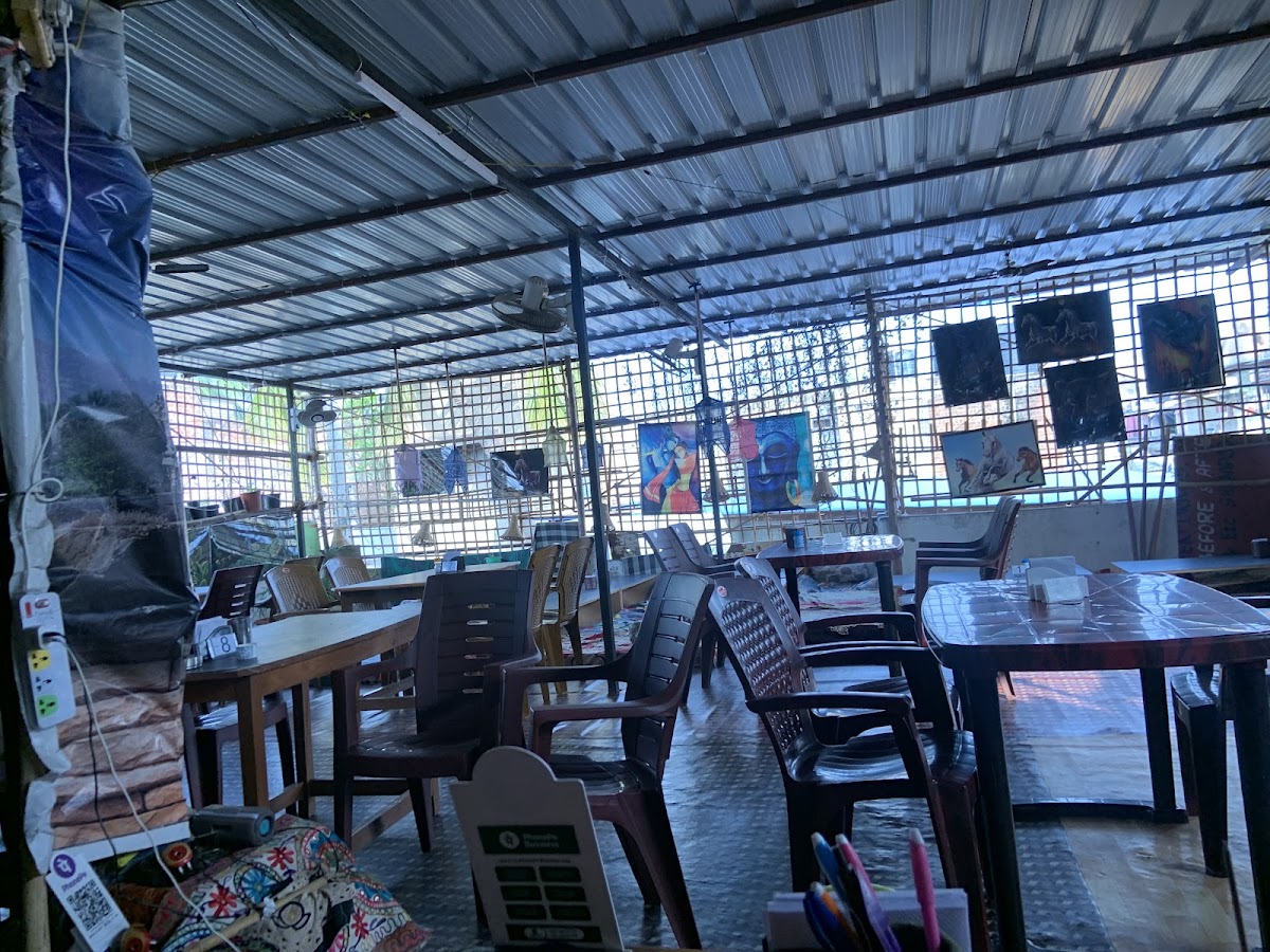 Panchamukhi Restaurant Hampi - Photo 6