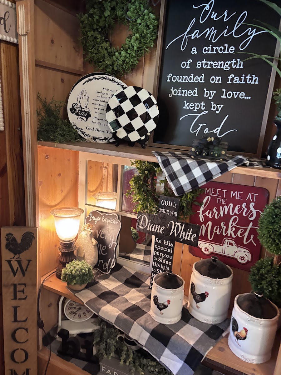 Farmhouse restaurant - Etowah - Photo 4