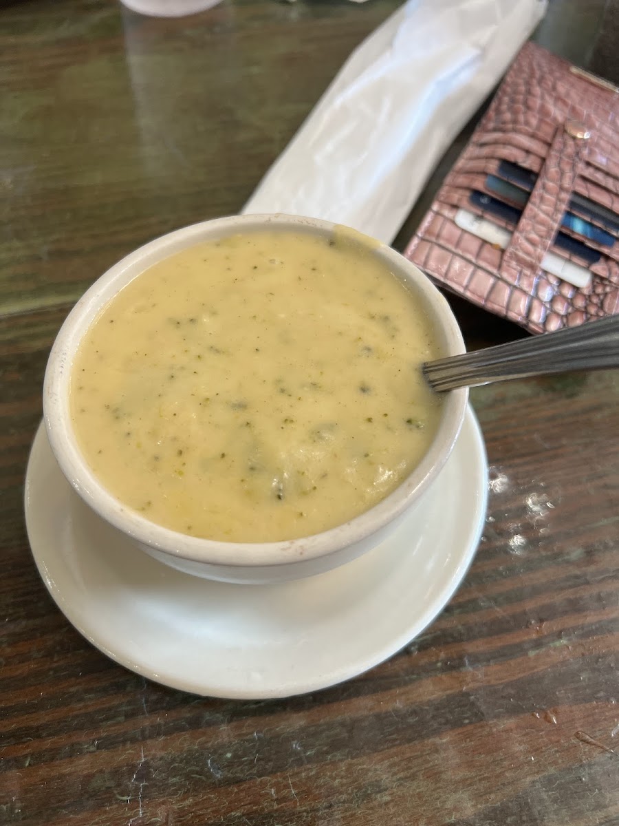 Oliver's Restaurant - Wadesboro - Photo 1