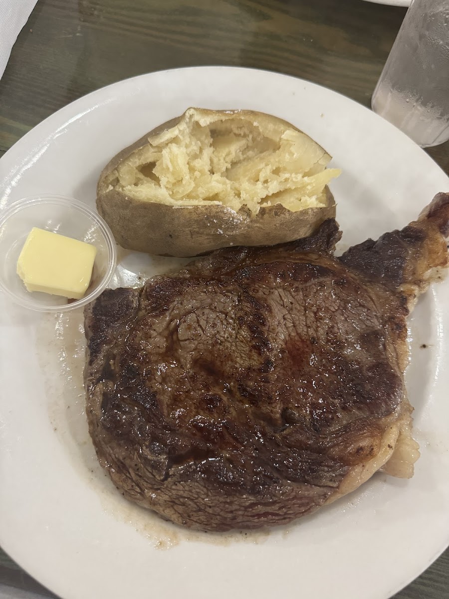 Oliver's Restaurant - Wadesboro - Photo 2