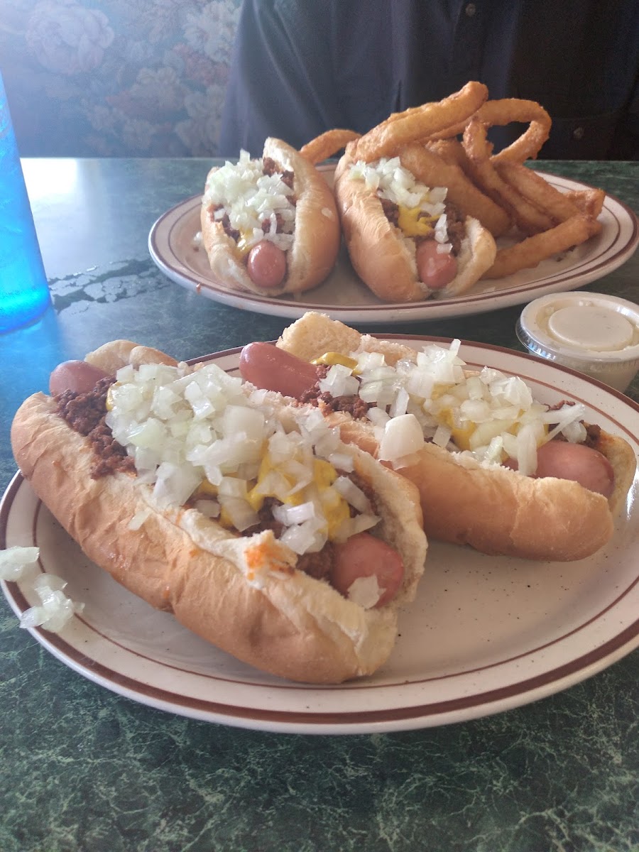 Tom's Coney Cafe - Photo 1