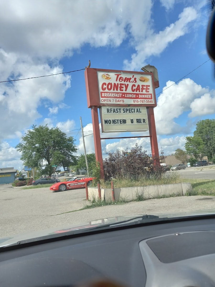 Tom's Coney Cafe - Photo 2