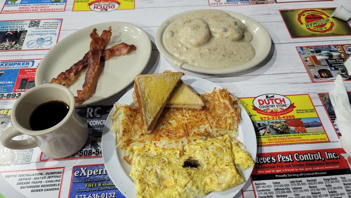 MEL'S. - Jefferson City - Photo 2