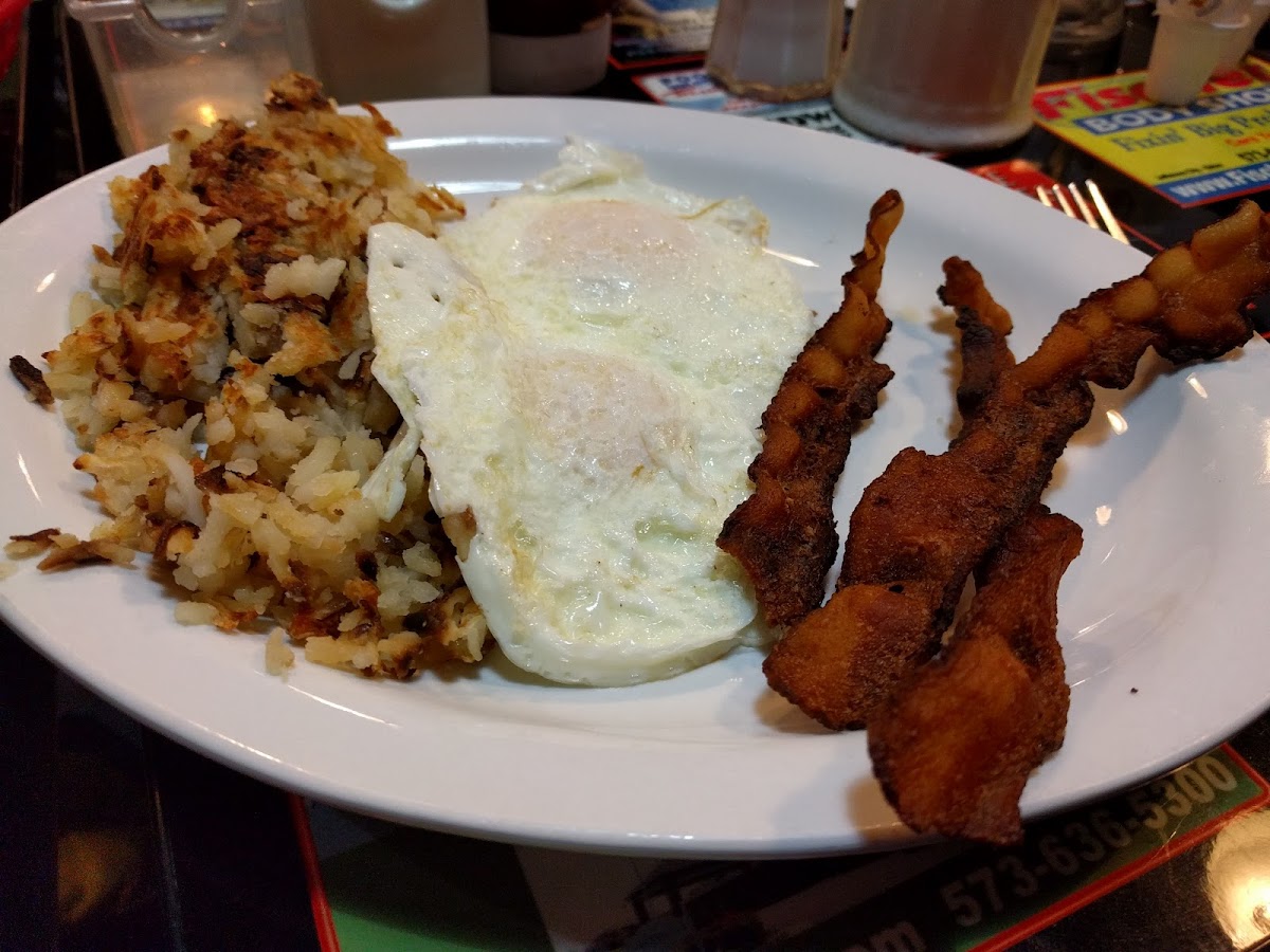 MEL'S. - Jefferson City - Photo 4
