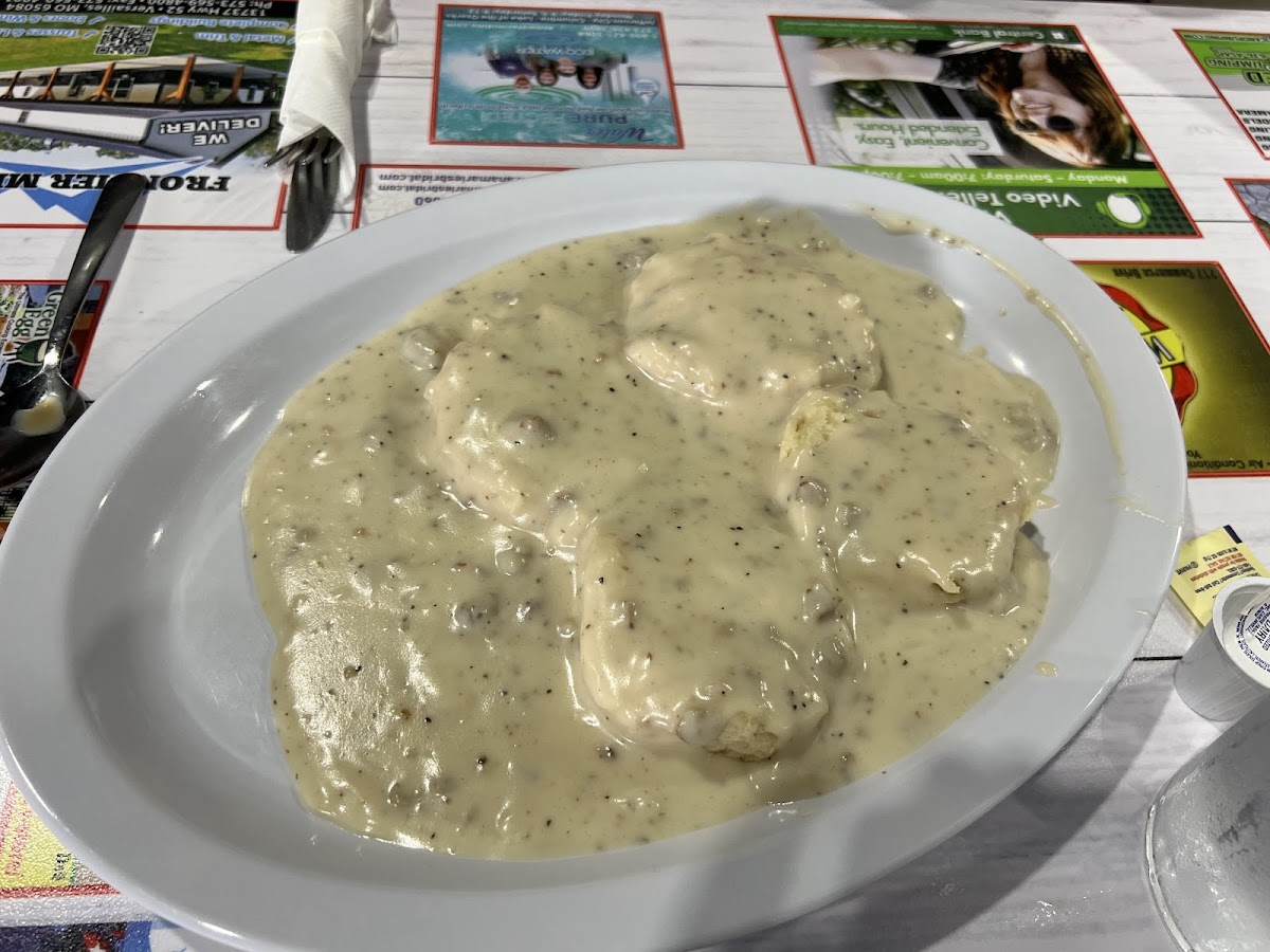 MEL'S. - Jefferson City - Photo 6