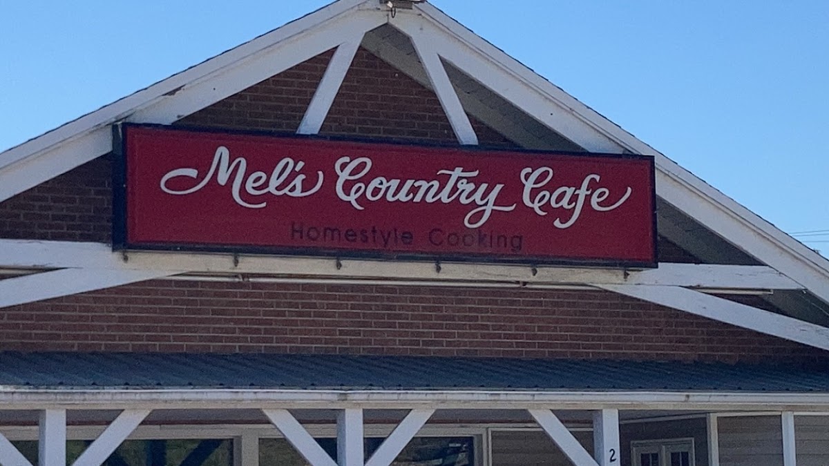 MEL'S. - Jefferson City - Photo 8