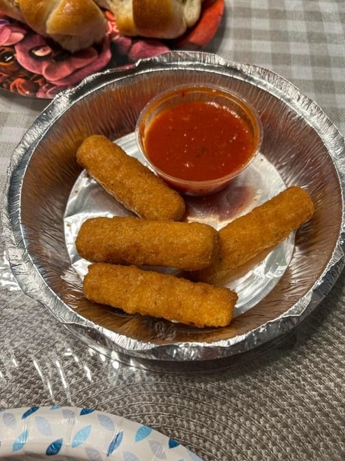 Eddies Pizza - Lake Ronkonkoma - Photo 4