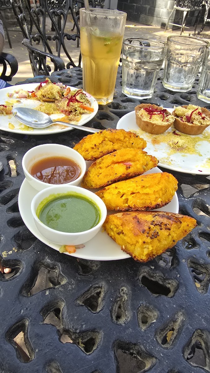 Aarambh:A Slowfood Cafe - Photo 2