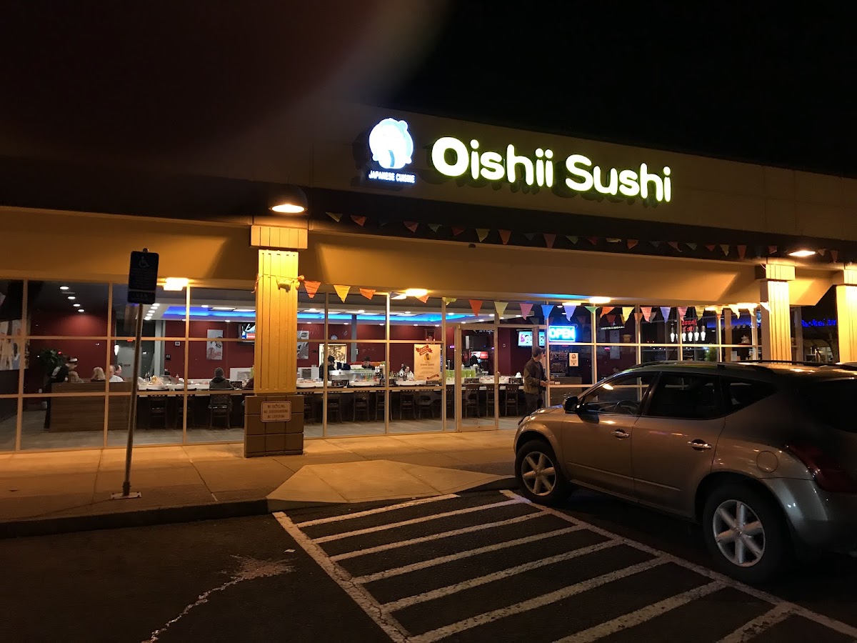 Oishii Sushi - Springfield - Photo 3