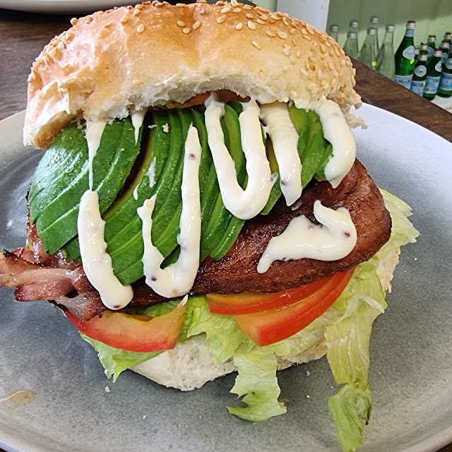 Blat Bacon Lettuce Avocado and Tomato