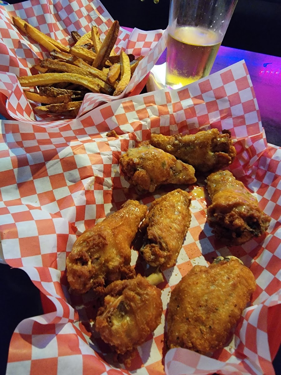 Cadillac Jax Bar & Grill - Photo 1
