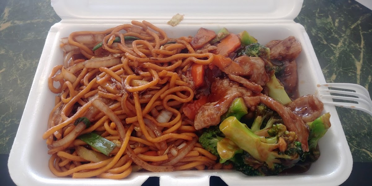 Hot Wok - Tylertown - Photo 1