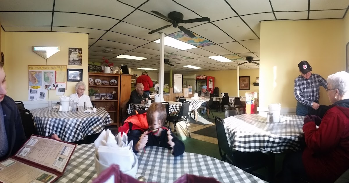 Ma's Cafe - Plainview