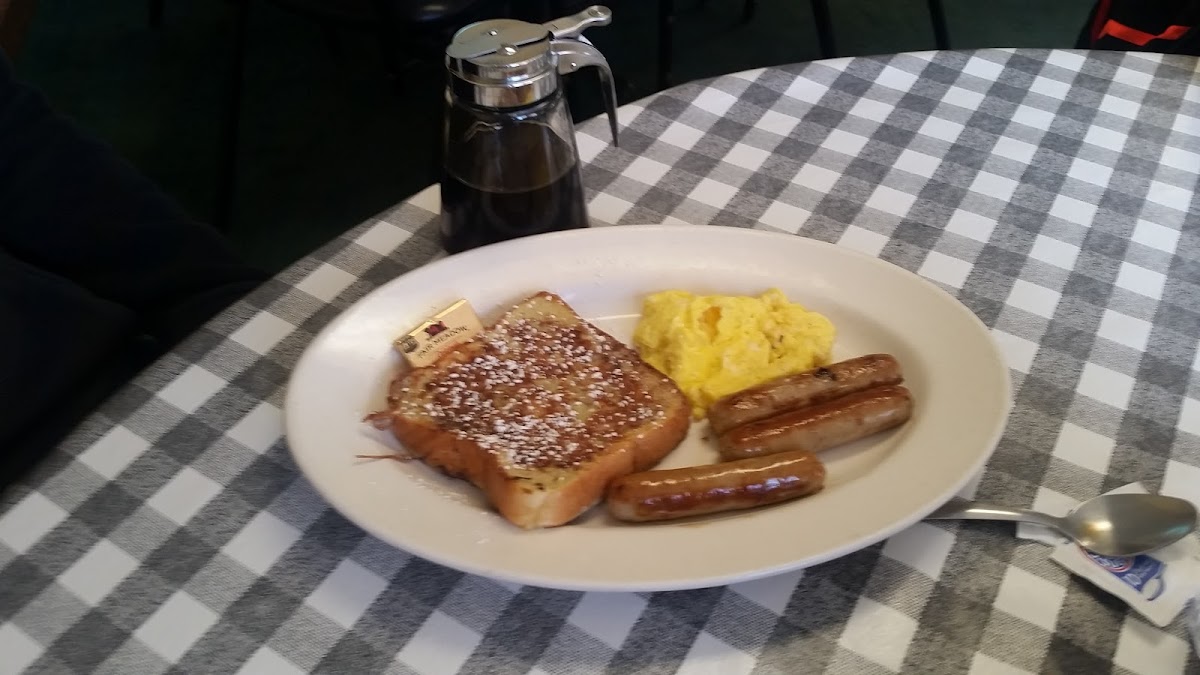 Ma's Cafe - Plainview - Photo 2