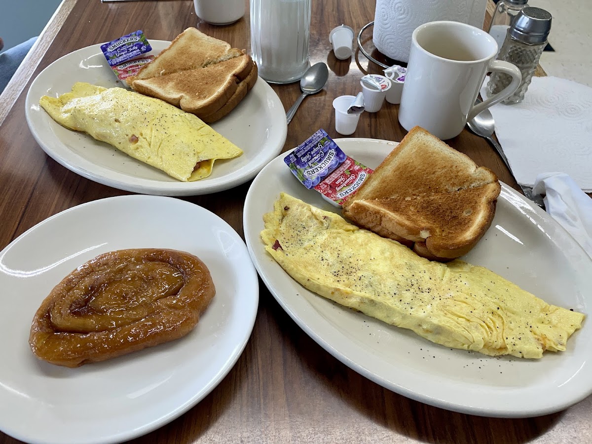 Past Time Cafe - Crab Orchard - Photo 1