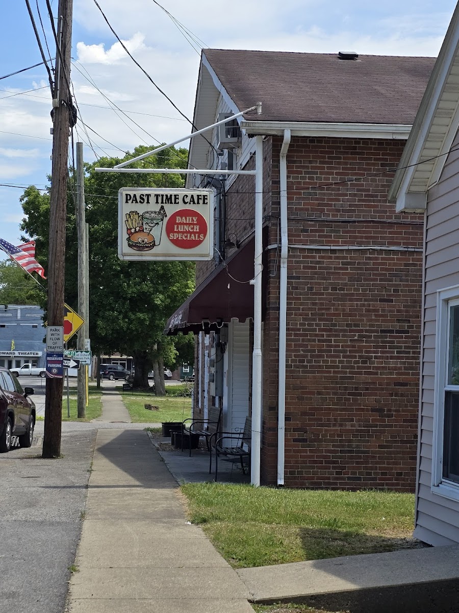 Past Time Cafe - Crab Orchard - Photo 2