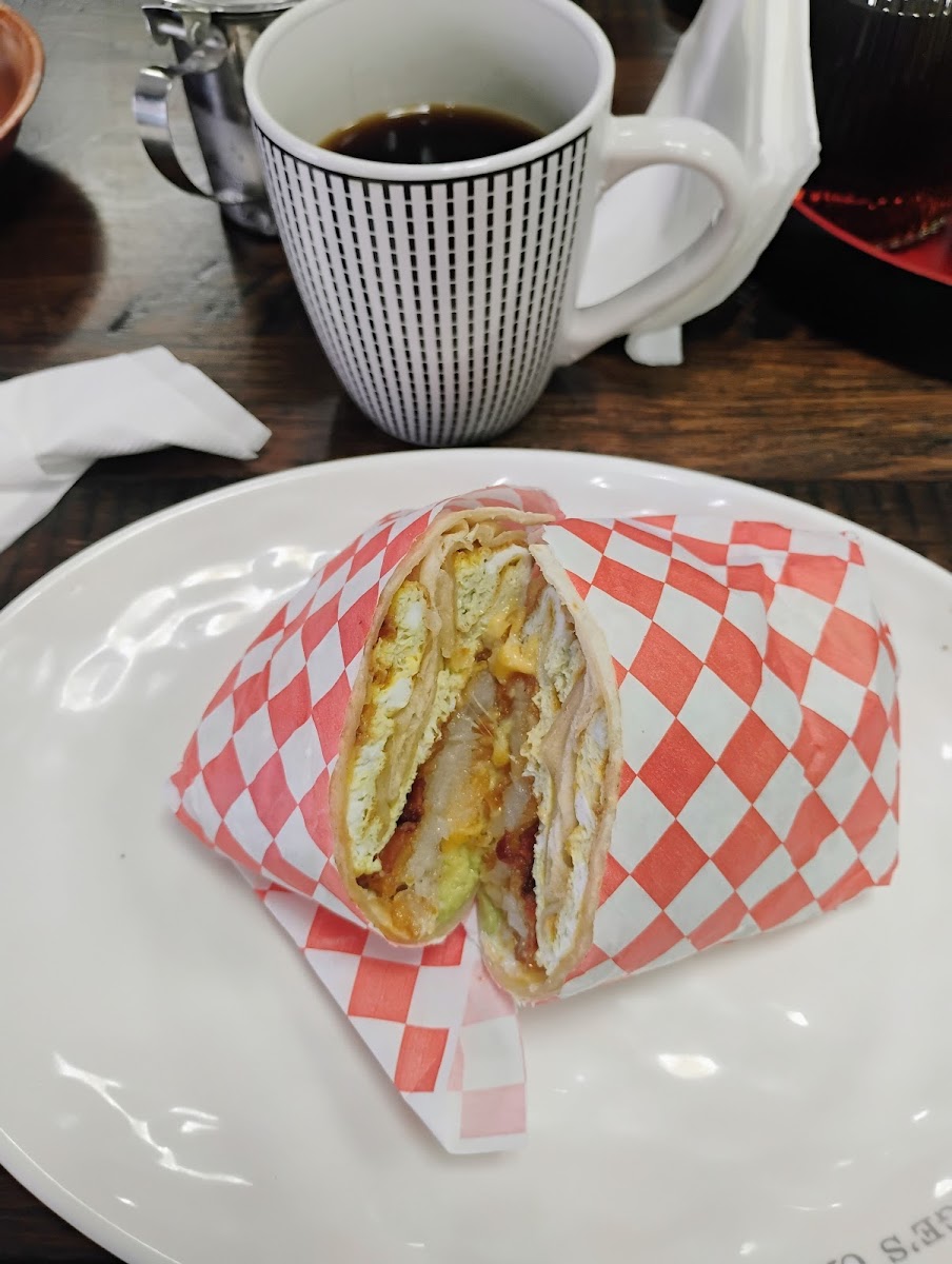 George's Cafe - San Diego - Photo 6